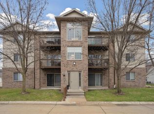 3649 Pheasant Ln APT 1, Waterloo, IA 50701