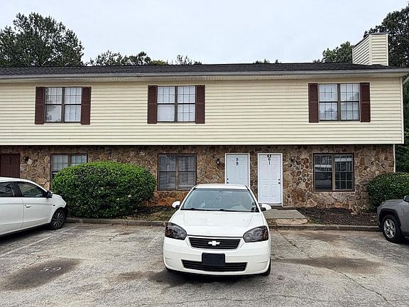 2nd image of 61 Caboose Ct