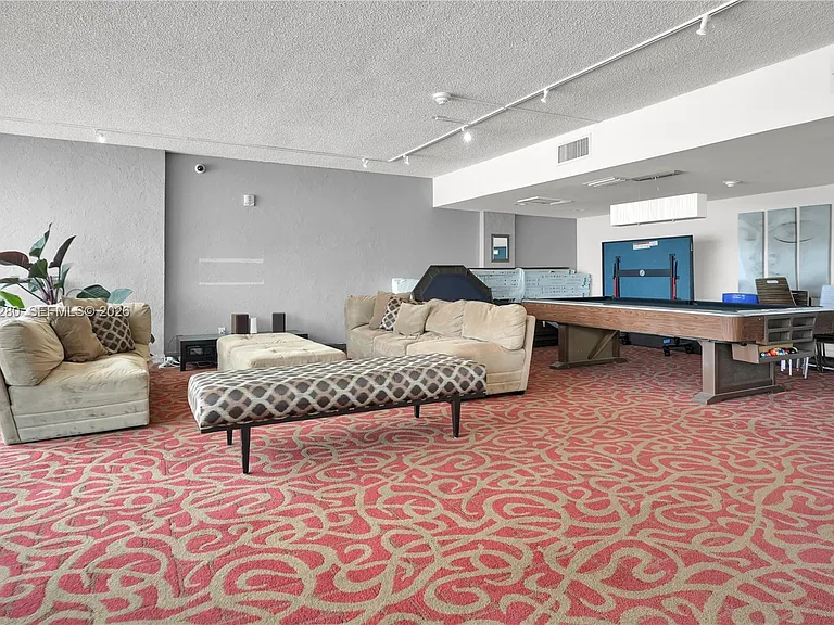 16558 NE 26th Ave #2A — Photo 30