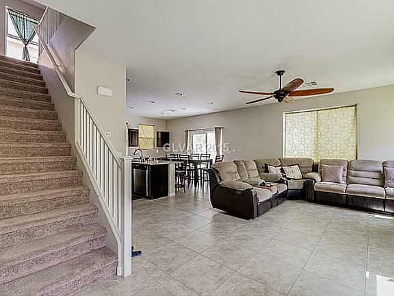 3rd image of 3153 Lake Como Ave