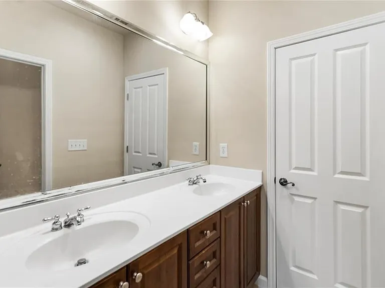 2663 Rivers Edge Dr NE — Photo 25
