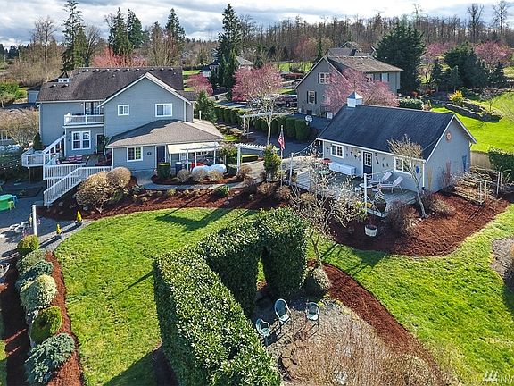 3rd image of 8203 159th St SE
