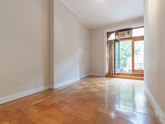 2nd image of 308 W 105th St APT 1B