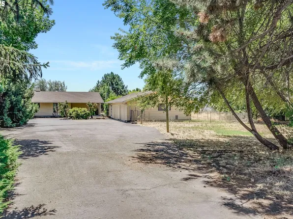 518 3rd Ave, Dallesport, WA 98617