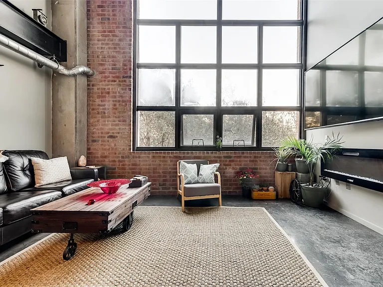 3110 Thomas Ave #309 — Photo 4