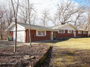 2030 Crestwood Ln, Palatine, IL