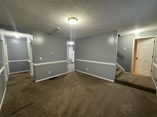 820 Blake St #23, Rockford, IL 61102