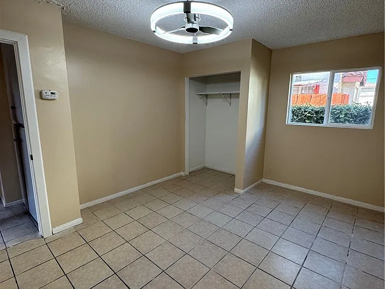 921 Carob Way — Photo 21