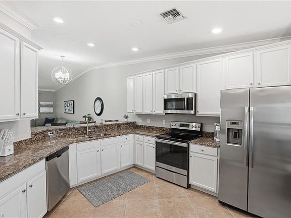 3rd image of 9528 Avellino Way Unit 2521