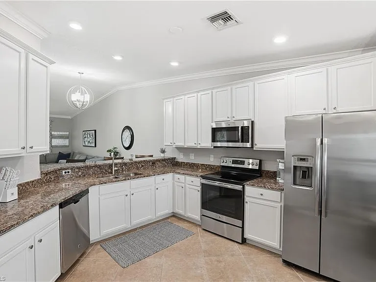 9528 Avellino Way #2521 — Photo 3