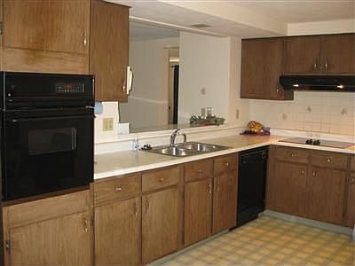 2nd image of 7269 Claybeck Dr