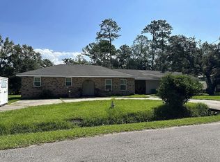 6110 Jenness Rd, Pearlington, MS 39572