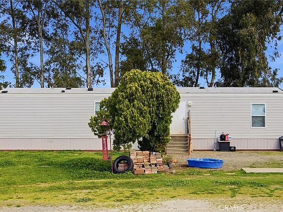 2nd image of 4830 Hall Rd
