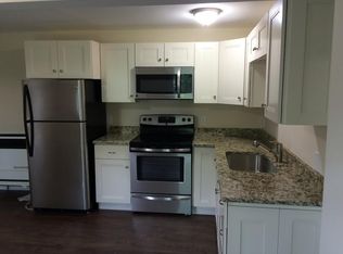 11 Pleasant Pl #5, Sunapee, NH 03782