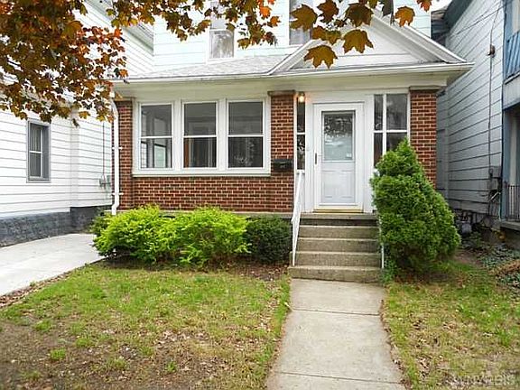 2nd image of 207 N Ogden St