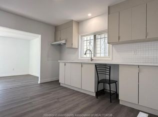 941 Cataraqui St, Windsor, ON N9A 3P7