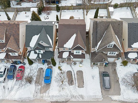 3rd image of 22 Darnell Rd