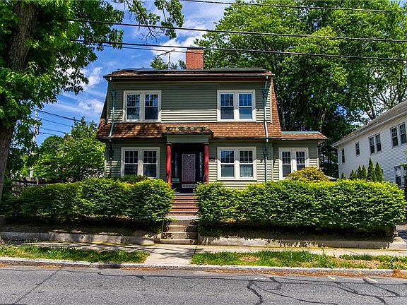 4th image of 451 River Ave