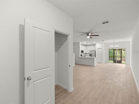 5th image of 3624 SE 37th Ct