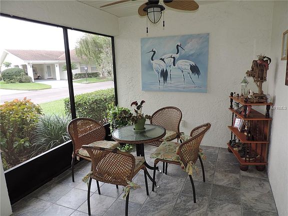 3rd image of 1601 Hovington Cir