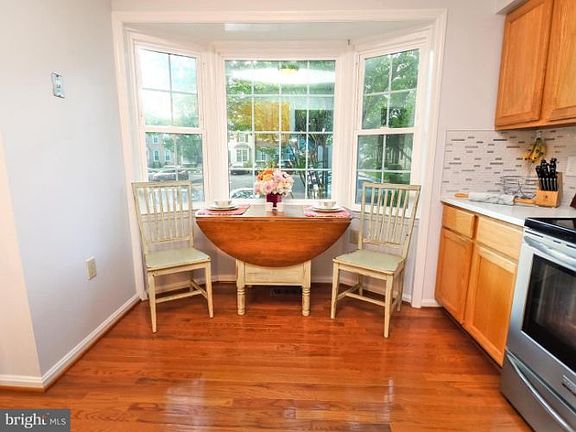 4th image of 6560 Bermuda Green Ct