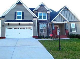 8802 McKenzie Farm Dr #17, Ooltewah, TN 37363