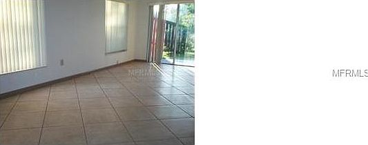 3rd image of 104 Nob Hill Cir