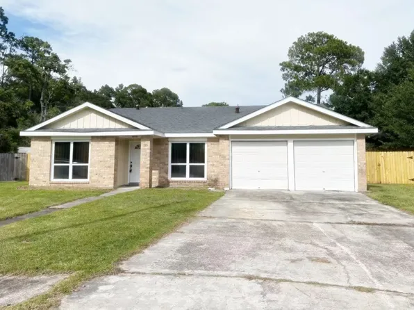110 Charles Dr, Slidell, LA 70460
