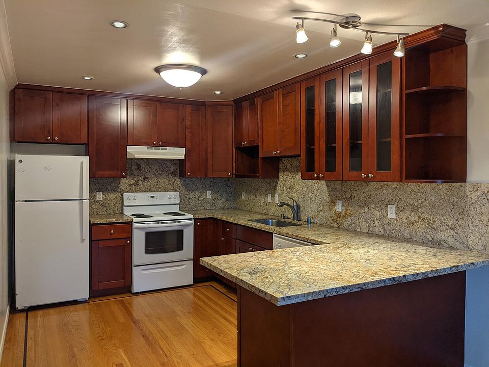 1st image of 2320 Geary Blvd #2
