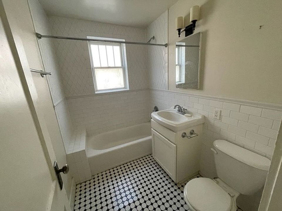 1st image of 1715 & 1717 N Stanton St APT I