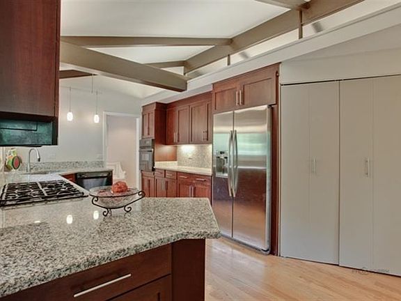 4th image of 3410 E Mardan Dr