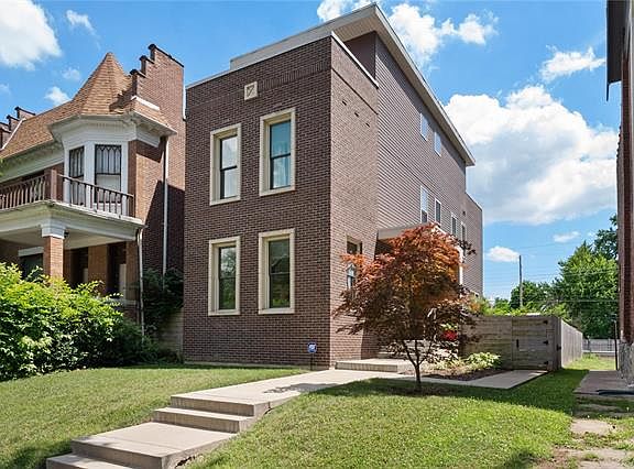 2nd image of 5766 Pershing Ave