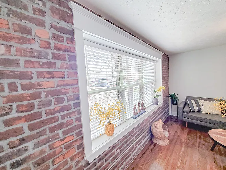 628 Park Ave — Photo 6