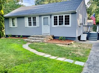 7 Anchorage Rd, Niantic, CT 06357
