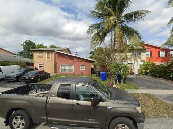 7955 SW 6th Court, North Lauderdale, FL 33068