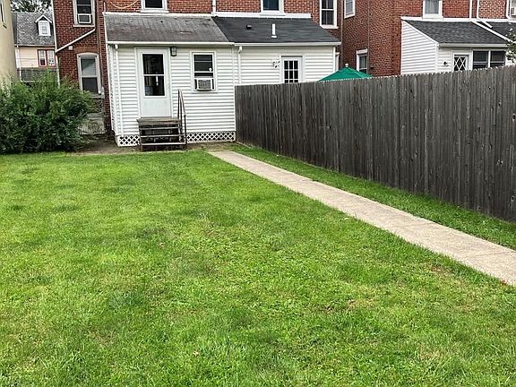 3rd image of 23 E 4th St