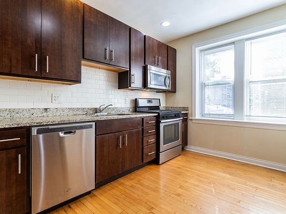 4th image of 3755 N Kimball Ave #2R
