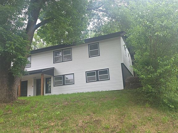 3rd image of 3606 Dupont St