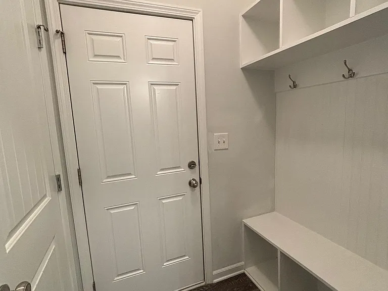 212 Oracle Cir — Photo 37