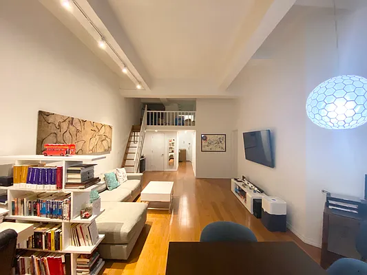 Rented by Allen W Pan, LREB | media 25
