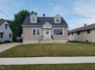 2504 16th St, Two Rivers, WI 54241