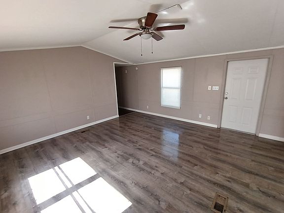 4th image of 220 Baughman Hill Rd Unit 10
