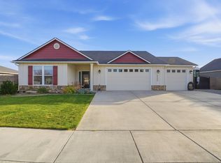 4502 Meadow View Dr, Pasco, WA