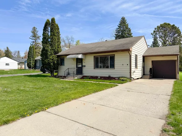 1224 Lake St, Fergus Falls, MN 56537