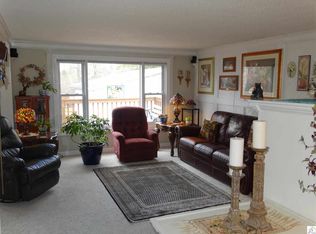 2852 Hutchinson Rd, Duluth, MN 55811