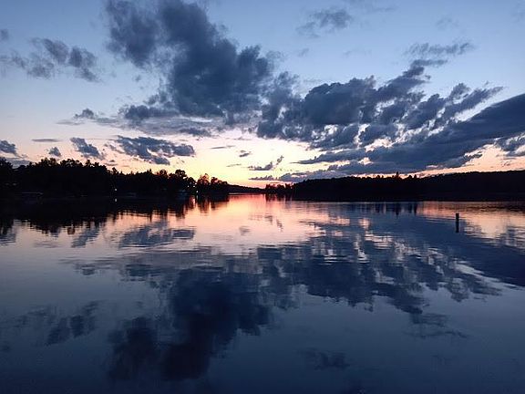 3rd image of 15326 W Birch Point Rd