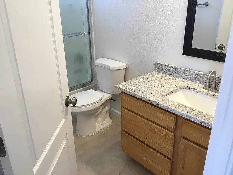 1391 Peppoli Loop SE — Photo 14