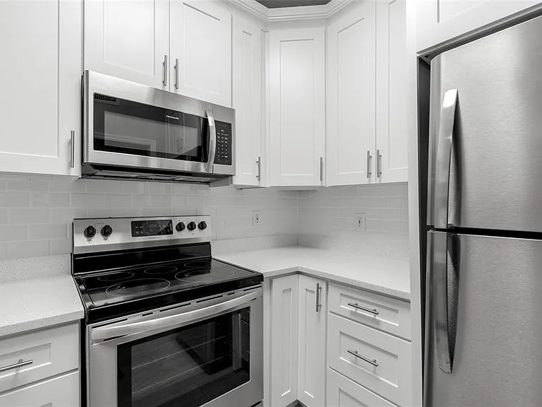 800 S Dakota Ave #214 — Photo 7