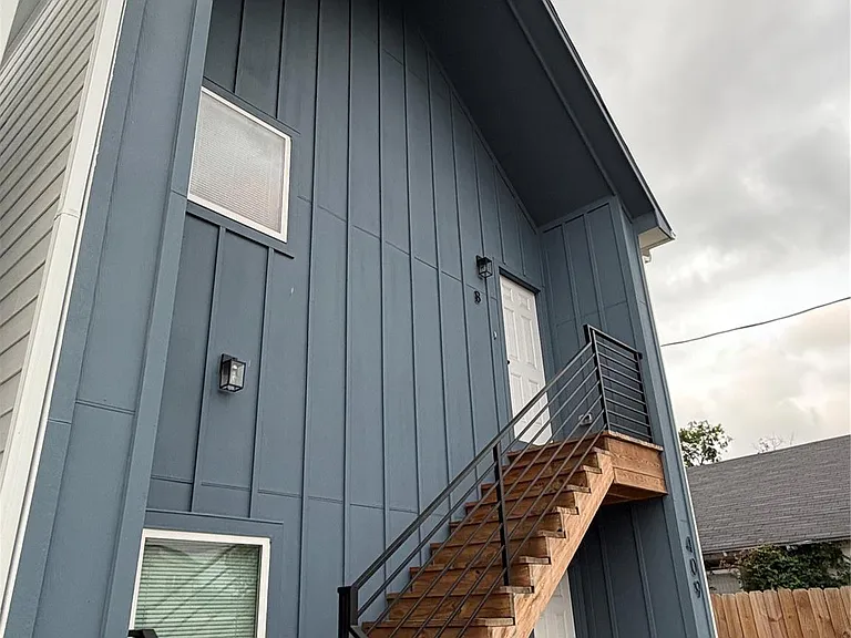 407 Calloway St #A-B — Photo 1