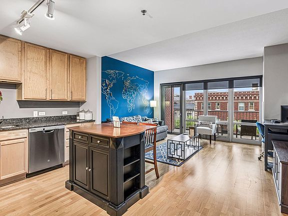 2nd image of 929 Portland Ave APT 307